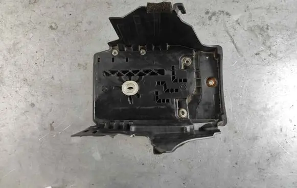 Battery box tray
