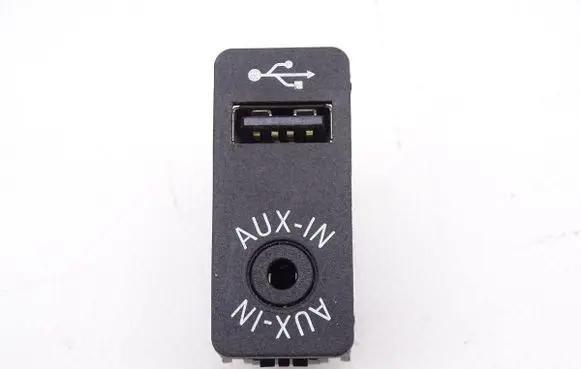 BMW 2 F22 F23 AUX in-socket connector 9229246