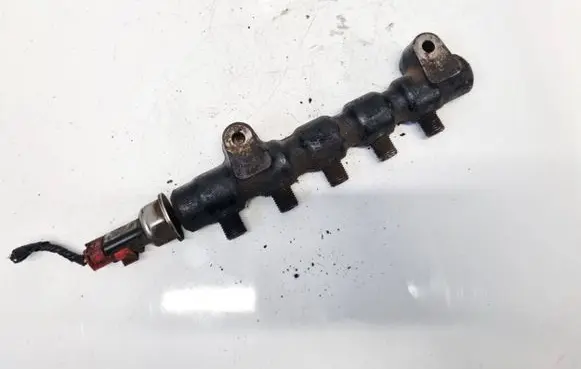 Fuel main line pipe