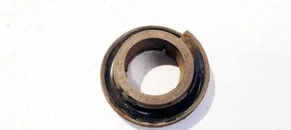 Hyundai i30 Front coil spring rubber mount 553412R000