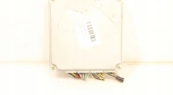 Toyota Avensis T250 Engine control unit/module ECU MB275000-9401