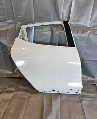 Renault Clio IV Rear door 