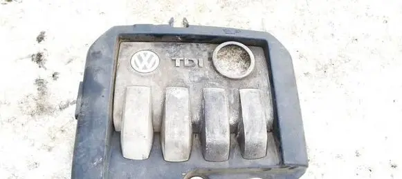 Volkswagen Golf Plus Engine cover (trim) 03G103925AN 03G103925AJ