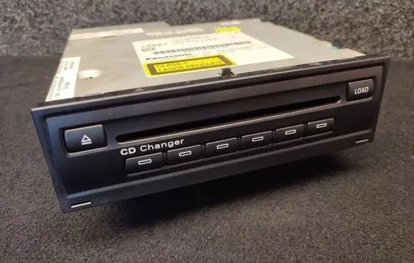 Audi A6 S6 C6 4F CD/DVD changer 4E0910110E