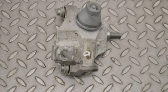 Jaguar I-Pace Engine mounting bracket