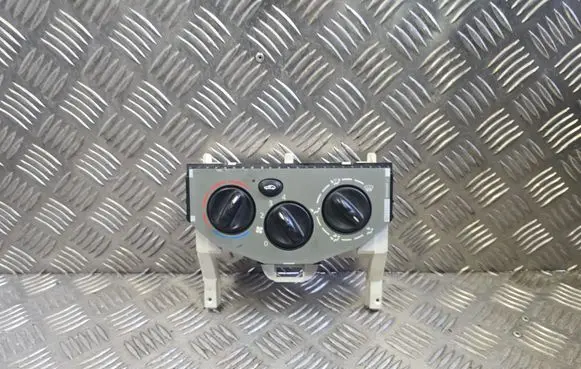 Opel Vivaro Climate control unit W964383F