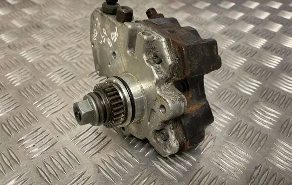Mercedes-Benz B W245 Fuel injection high pressure pump A6400700701