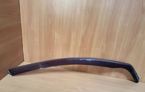 Volkswagen PASSAT B6 Front door wind deflector 