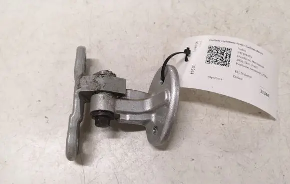 Volvo S40 Rear door upper hinge