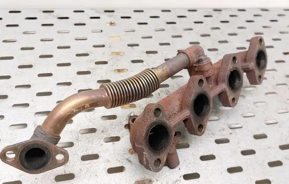 KIA Sportage Exhaust manifold