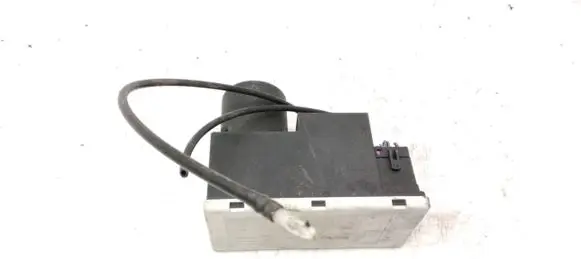 Audi A3 S3 8L Central locking vacuum pump 8L0862257D 1004180397