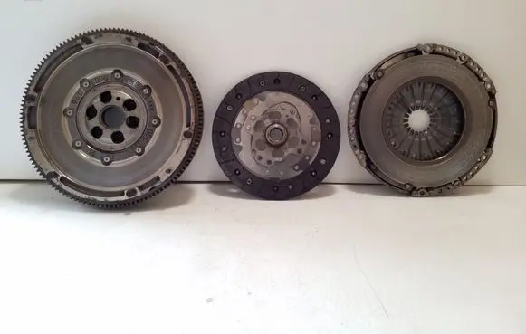 Skoda Octavia Mk3 (5E) Clutch set kit 04C141025R 04C141031H 04C105266E