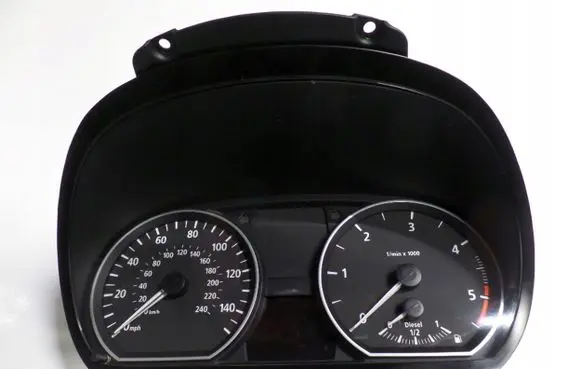 BMW 1 E81 E87 Speedometer (instrument cluster) 204D4