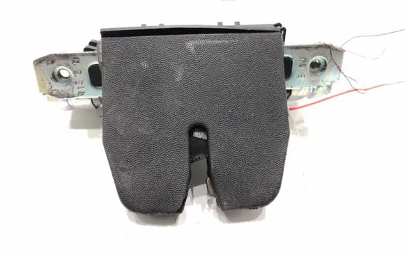 Opel Astra H Tailgate exterior lock 