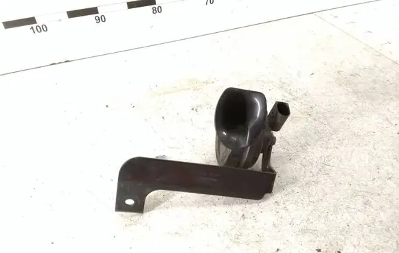 Volkswagen Touareg I Horn signal 7L6951185