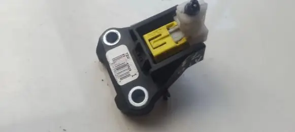 Toyota Yaris Airbag deployment crash/impact sensor 891730D020 89173-0D020