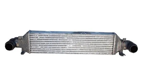 Mercedes-Benz E W212 Intercooler radiator A2045000200 6770178