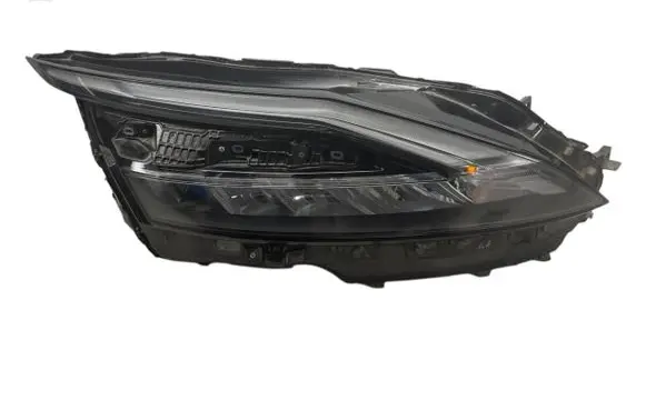 Nissan Qashqai Headlight/headlamp 1008d02g
