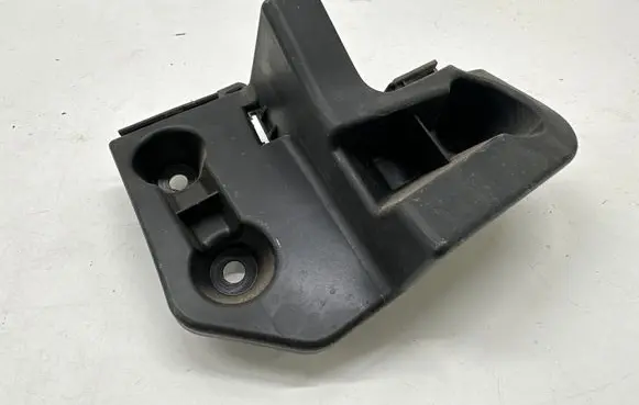 Opel Mokka B Rear bumper mounting bracket 9835230480