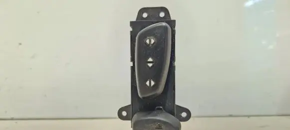 Chrysler Voyager Seat control switch 04601757