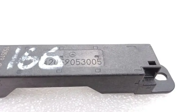 Mercedes-Benz GLS X166 Keyless (KESSY) go control unit/module A2059053005