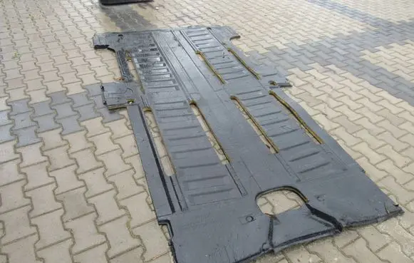 Mercedes-Benz Vito Viano W639 Rear floor carpet liner 