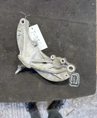 Renault Master III Gearbox mounting bracket 112332850R