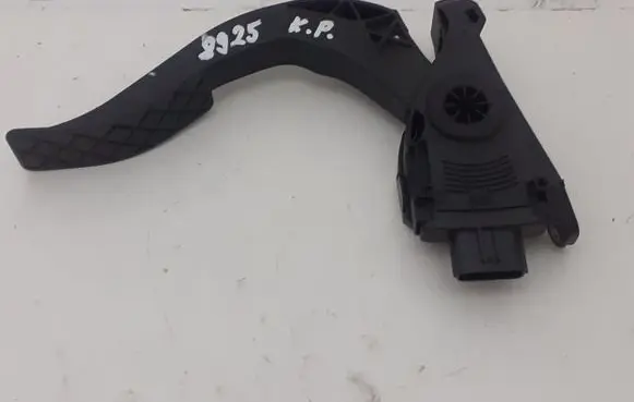 Audi A5 8T 8F Accelerator throttle pedal 8K1723523A 6PV00950501