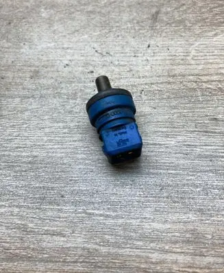 Audi A4 S4 B5 8D Coolant temperature sensor 078919501B