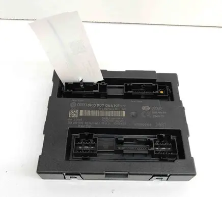 Audi A5 8T 8F Central body control module 5DK012350 8K0907064KE