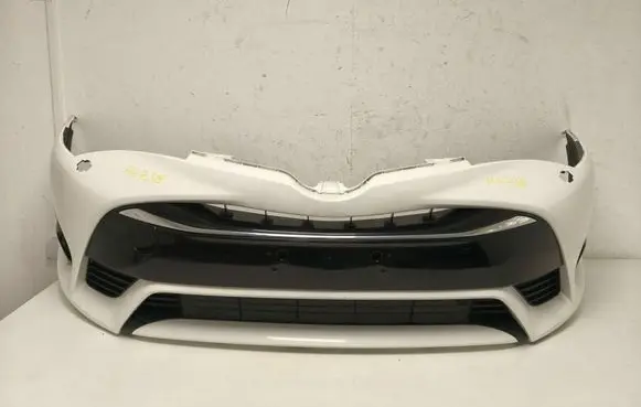 Toyota Avensis T270 Front bumper 5211905230