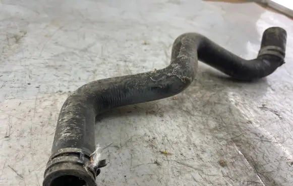 Volkswagen Golf IV Engine coolant pipe/hose 3m5h8260kg