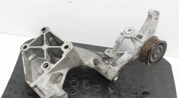 Hyundai ix35 Generator/alternator belt tensioner