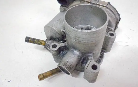 Seat Ibiza II (6k) Electric throttle body valve 030133062C