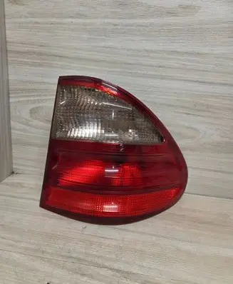 Mercedes-Benz E W210 Rear/tail lights A2108205464