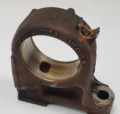 Mercedes-Benz S W126 Camshaft holder R1160514612