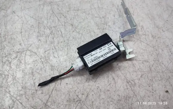 Hyundai ix 55 Ignition relay 954703J610