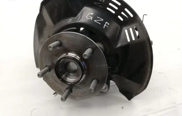 Front wheel hub