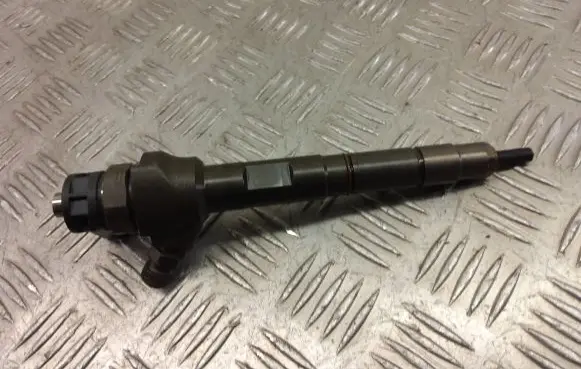 Audi A6 S6 C7 4G Fuel injector 03l130277j