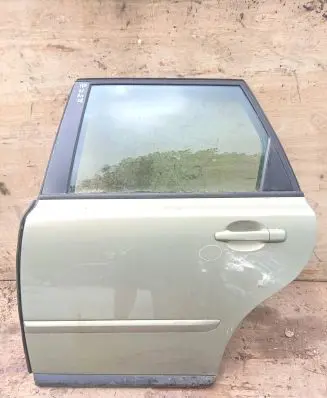 Volvo V50 Tailgate light lenses 