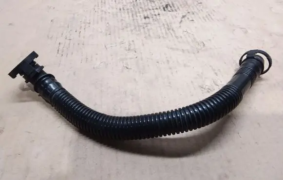 BMW 3 E46 Breather hose/pipe 7503523