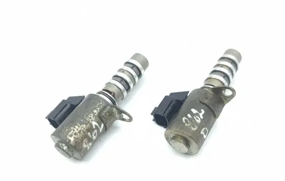 Nissan 370Z Camshaft vanos timing valve 