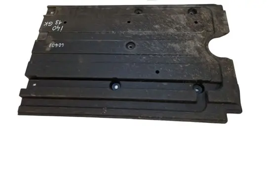 Hyundai i40 Side bottom protection 841353Z000