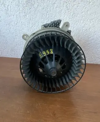 Mercedes-Benz E W210 Air conditioning (A/C) fan (condenser) 2108206210 E958