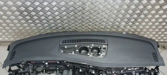 Volkswagen PASSAT B9 Dashboard 3J1857091 3J1857181