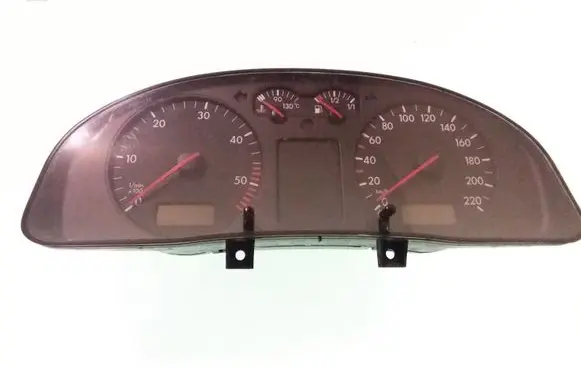 Volkswagen PASSAT B5 Speedometer (instrument cluster) 88311245 3B0919881N