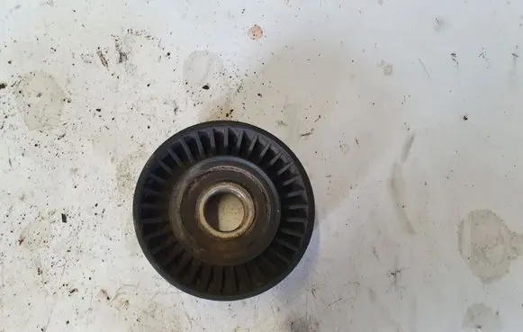 Toyota Corolla Verso E121 Belt tensioner pulley NOCODE