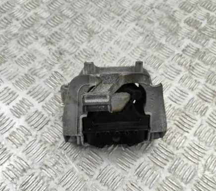 Audi Q2 - Engine mount bracket 5WA199262A