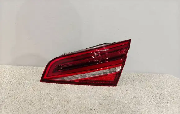 Audi A3 S3 8V Tailgate rear/tail lights 8V4945094C