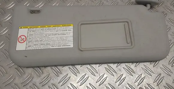 Sun visor